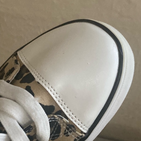 Canvas leopard print sneakers - Picture 4 of 5